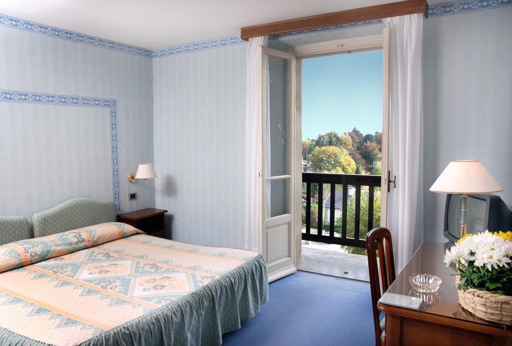 Hotel Moderno Premeno Exterior photo